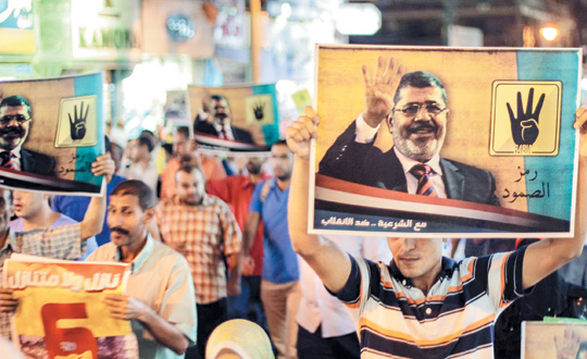 Mısır darbesi İslamcıları demokrasiden vazgeçirmiyor