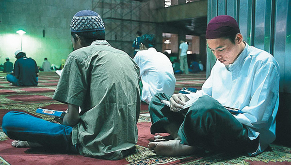 İyi bir Kur’ân mealinin hazırlanması için Goethe’nin dirilmesi mi lazım? 