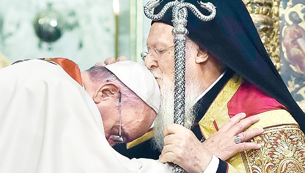 Müslüman birliği  versus Hristiyan birliği