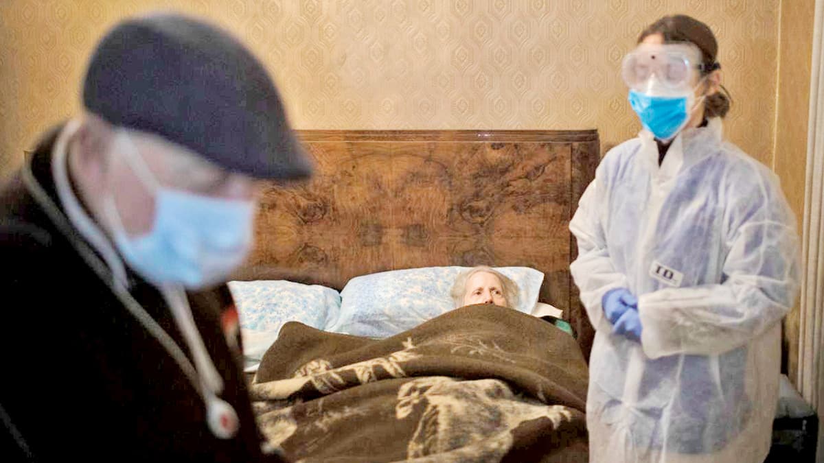 Koronavirüs deneyiminin gerçekten insanlığa hatırlattığı bir şey var mı? 'İnsan insanın insanıdır'