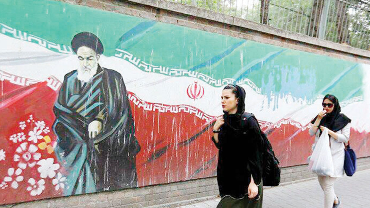Daha şahin bir İran'a doğru