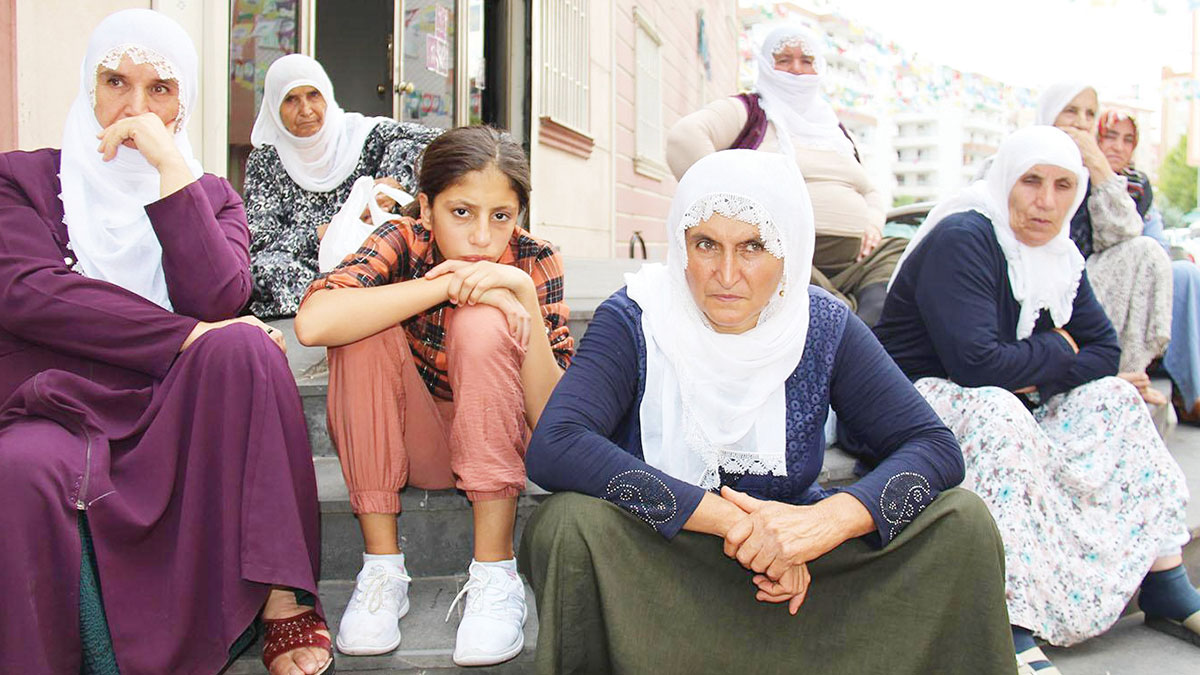HDP, Diyarbakır Anneleri ve ‘ortak acı' sorunu