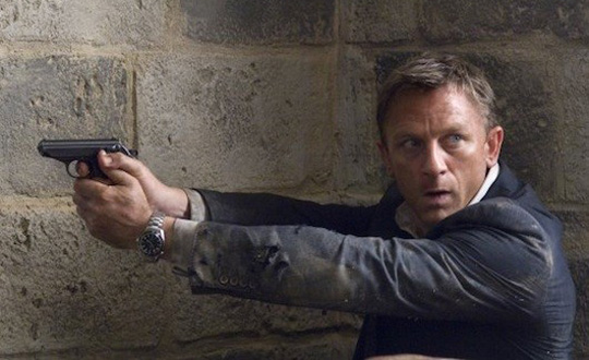 James Bond filminde fla gelime