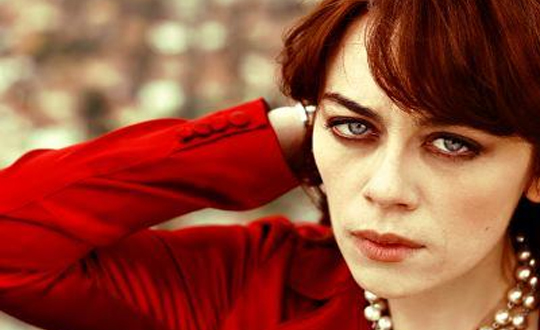 Cenazeye ilk iei Demet Evgar koymu