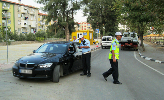 Manisa'da 1 saatte 648 TL para cezas kesildi