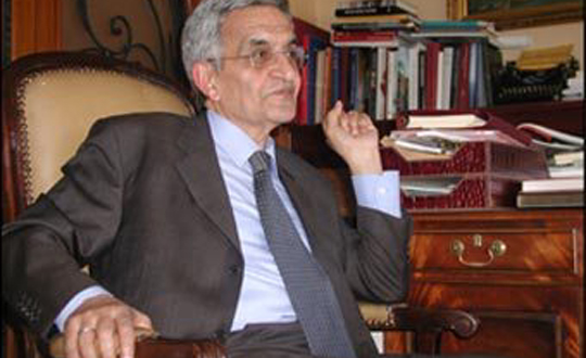 zmir niversitesi'nde ilk ders Prof. Dr. Hatemi'den