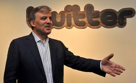 Abdullah Gl twitter'da birinci srada