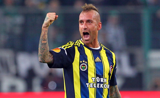 Fenerbahe'de ifte ok!