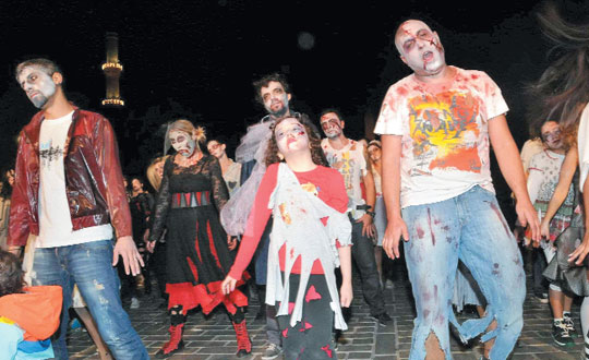 Michael Jackson hayranlar Sultanahmette zombi oldu