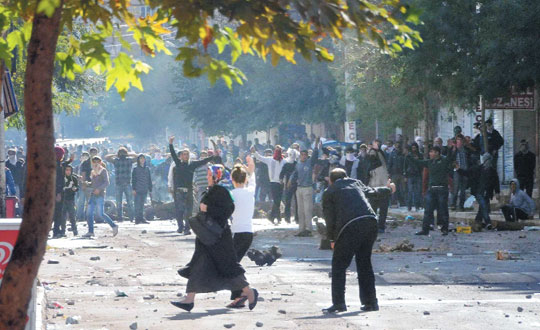 PKK emretti, BDP uygulad, kepenkler indi, ulam durdu