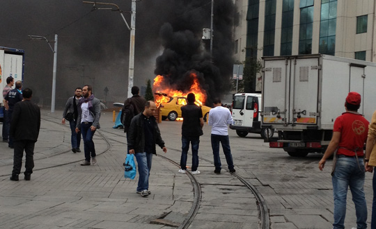 Ehliyetine el konulan ofr alt taksiyi yakt 