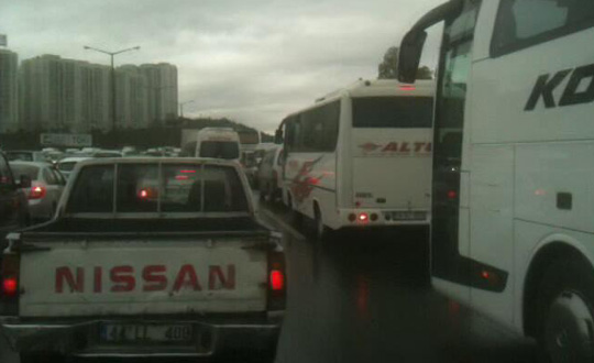 stanbul'da TIR esareti