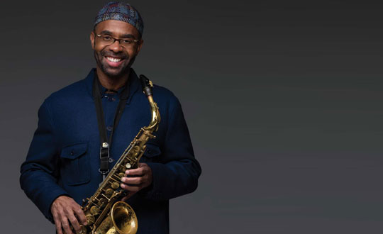 Yeniliki bay Kenny Garrett