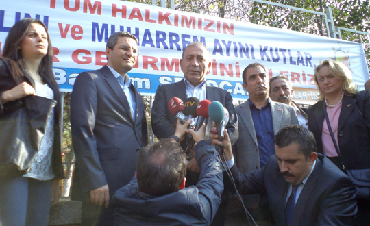 AK Parti pankartna CHP tepkisi