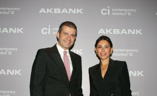 Akbank Contemporary  sanatseverleri bir araya getirdi