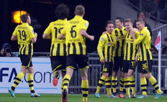 Dortmund'dan gol ov!