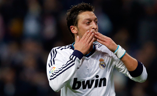 M.City'den Mesut iin 40 milyon euro