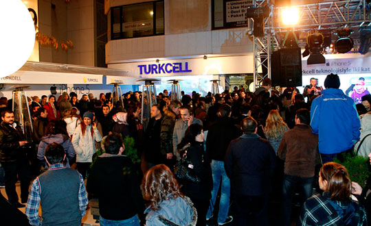 Turkcell'den 'iPhone 5 enlii'
