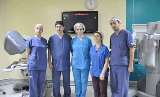 Trkiye'de ilk kez ''Yara izsiz ameliyat'' gerekletirildi 