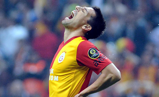 Galatasaray'da Milan Baros'un sözleşmesi feshedildi