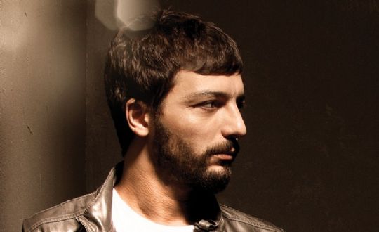 Hakim Bey, hayranlaryla buluuyor!