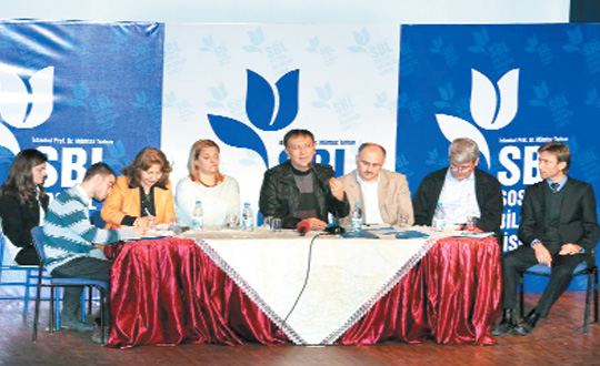 Sosyal Bilimler Liselilerin endieli bekleyii sryor