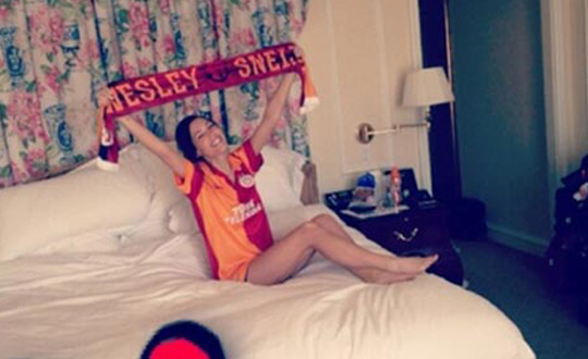 Yolanthe Cabau'dan Cimbom'a destek mesaj
