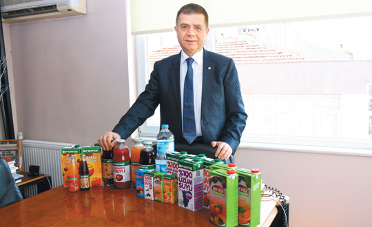 Yabancılar çocukluğumuzun markası Aroma'nın peşinde