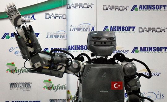 Yerli robot ''AKINCI-2'' kendini tantt