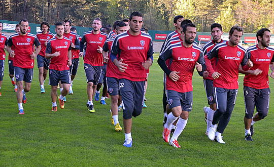 Karabkspor'da iki kadro d