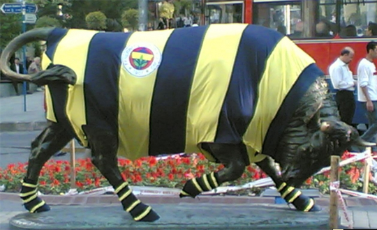Kadky'de 'boa savalar'