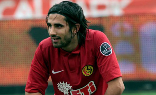Eskiehirspor'dan Alper Potuk aklamas