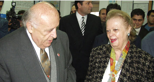 Nazmiye Demirel vefat etti