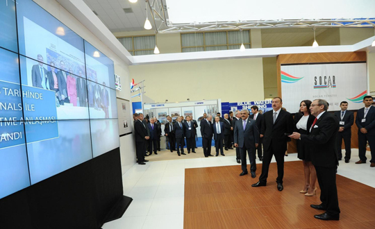 Aliyev, Bak'deki fuarda Socar Trkiye standn ziyaret etti