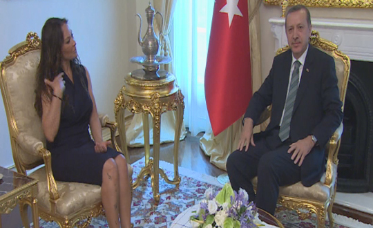 Erdoan, Hlya Avar ile grt