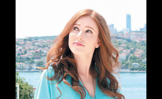 Oyunculuk ustalardan renilir!