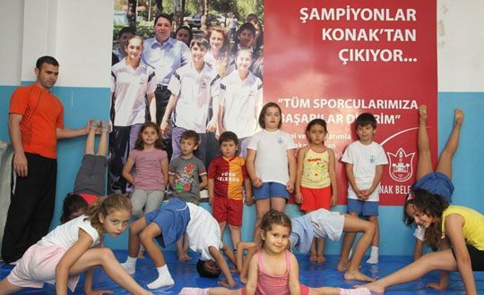 Konak'ta 4 Bin Yaz Okulu Sporcusu Var 