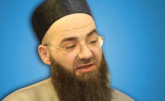 Cbbeli Hoca ileden kt: Sana ne?
