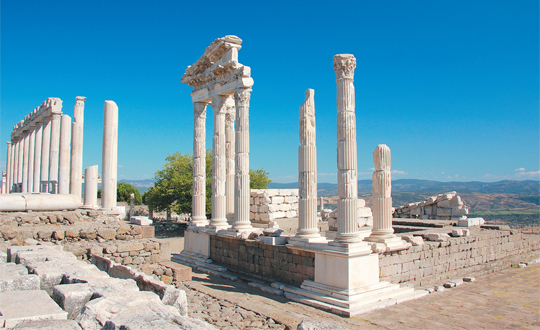mparatorluklar kskandran ehir BERGAMA