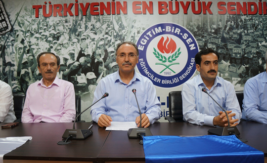 Eğitim-Bir-Sen’den öğretmenlere ek 328 lira zam talebi