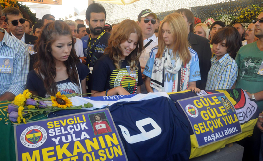 Seluk Yula son yolculuuna uurland