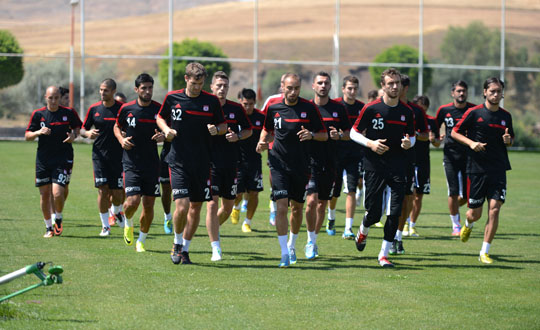 Sivasspor, Kayserispor ma hazrlklarna balad