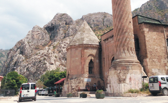 Minberlerden minarelere yolculuk