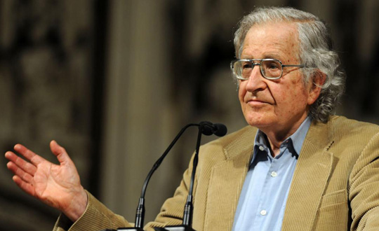 Chomsky'den 'mdahale' aklamas: 'Sava suu olur'