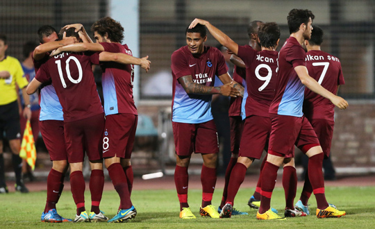 Trabzonspor, kadrosunu UEFA'ya bildirdi      