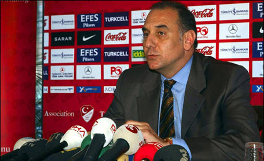 G.Saray'dan Fatih Terim aklamas