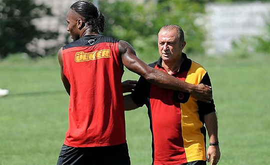 Drogba'dan Terim'e: Haddim deil ama...