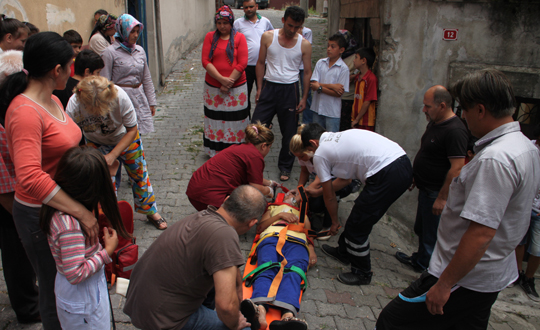 amar ipi kopunca kafa st yere akld