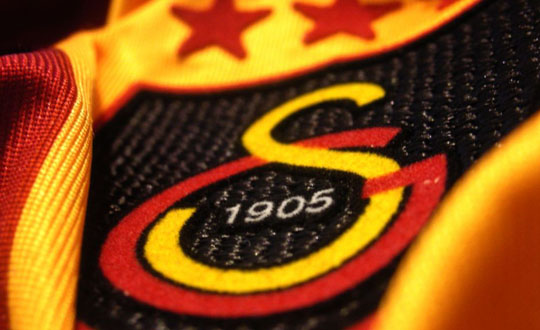 Galatasaray'dan gece yars operasyonu!