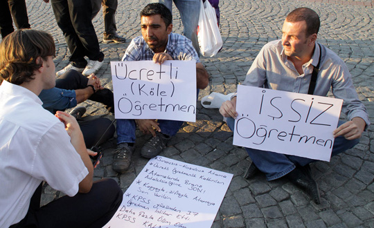 Taksim'de 3 retmen aday gzaltna alnd